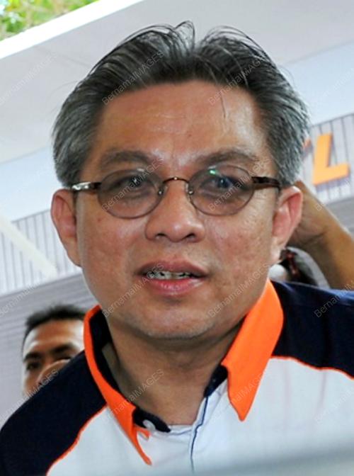 DATUK DR ADHAM BABA
