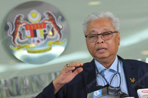 DATUK SERI ISMAIL SABRI YAAKOB 