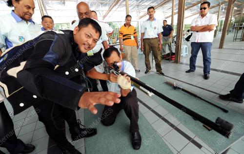 KL57_02062012_SHABERY