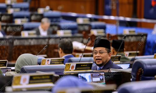 PERSIDANGAN DEWAN RAKYAT