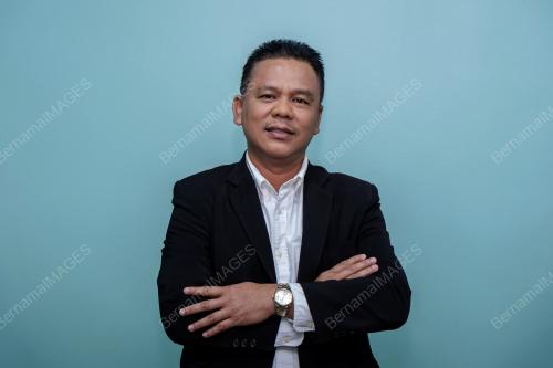 DATUK DR ISMAIL PARLAN