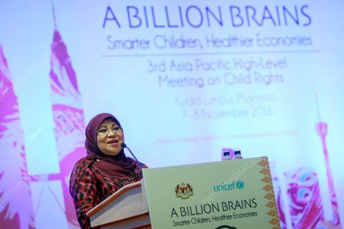 KL57_08112016_BILLIONS_BRAINS