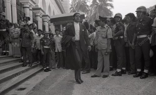 KL57_09012015_MOKHTAR_VERDICT