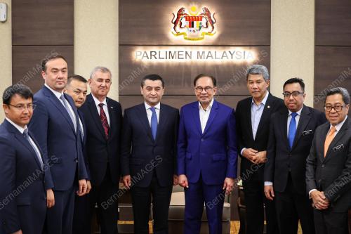 DATUK SERI ANWAR IBRAHIM