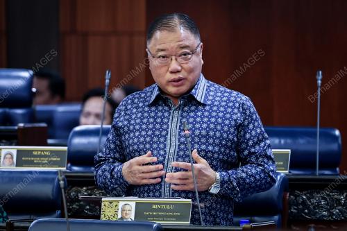 DATUK SERI TIONG KING SING