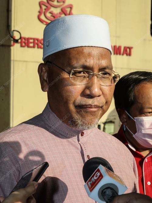 IDRIS AHMAD
