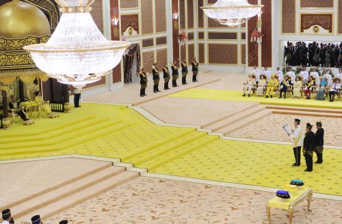 KL57_11042012_AGONG