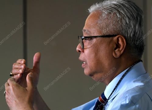 DATUK SERI ISMAIL SABRI YAAKOB