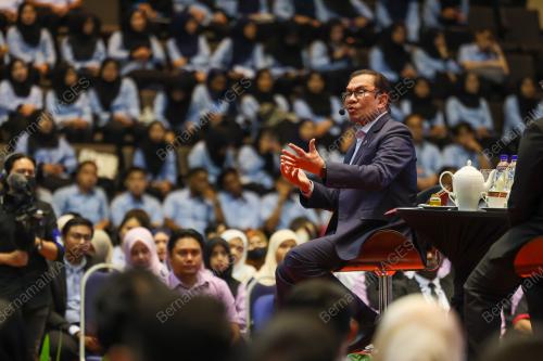 DATUK SERI ANWAR IBRAHIM