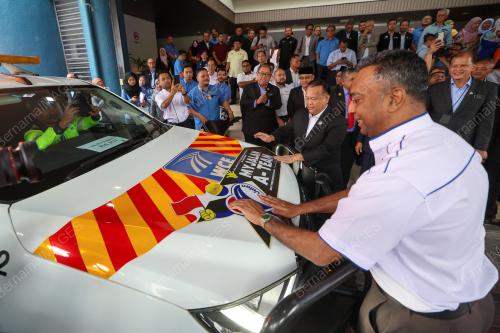 DATUK SERI ALEXANDER NANTA LINGGI