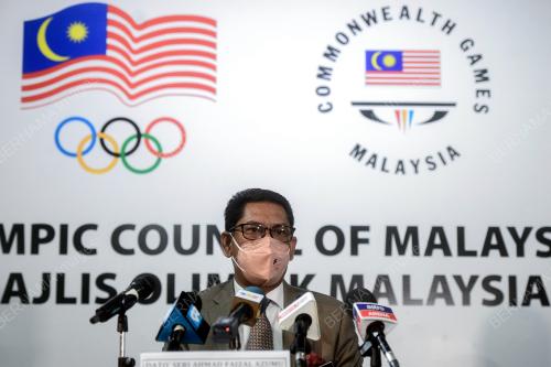 DATUK SERI AHMAD FAIZAL AZUMU