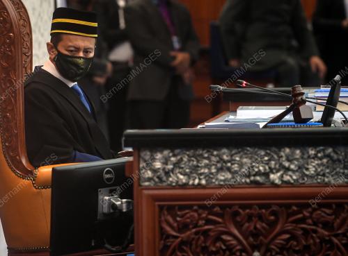 PERSIDANGAN PARLIMEN PENGGAL KETIGA