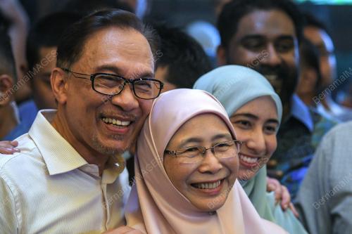 KL57_16052018_ANWAR_BN201805148460