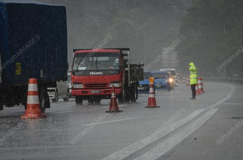 SEKATAN JALAN RAYA PKP 3.0