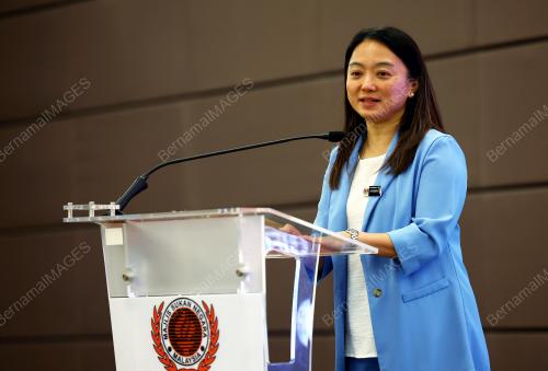 HANNAH YEOH