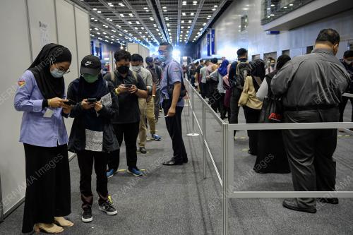 KARNIVAL KERJAYA JAMIN KERJA 2022