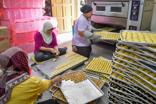 PERSIAPAN AWAL KUIH RAYA