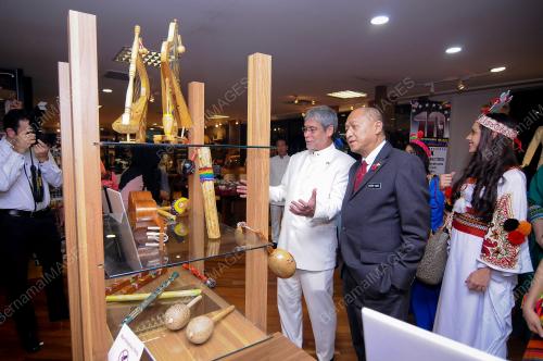 KL57_19102015_VENEZUELA
