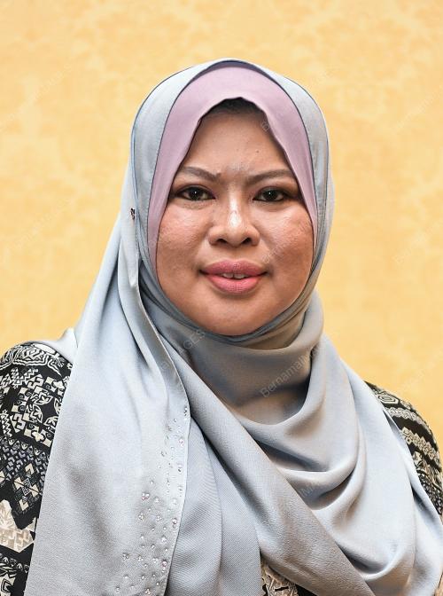 KL57_21052018_RINA_HARUN