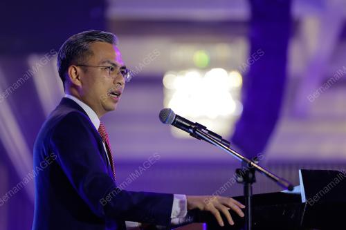 FAHMI FADZIL