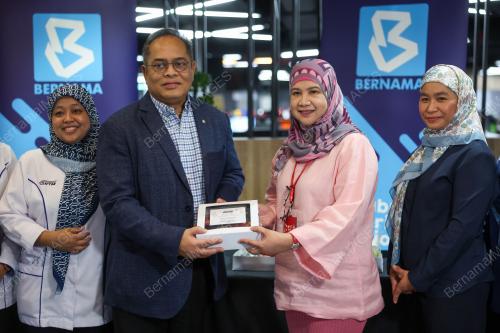 SUHAIMI YAKKOB