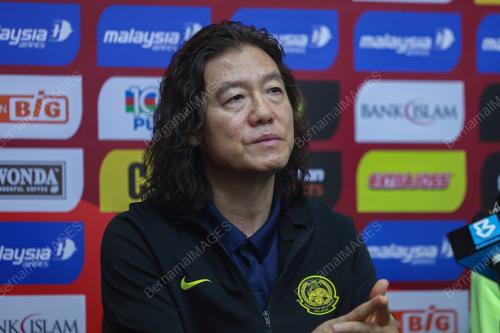 KIM PAN GON