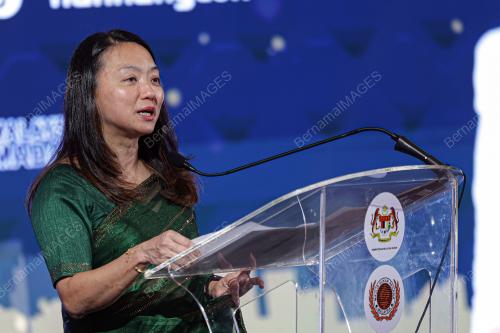 HANNAH YEOH