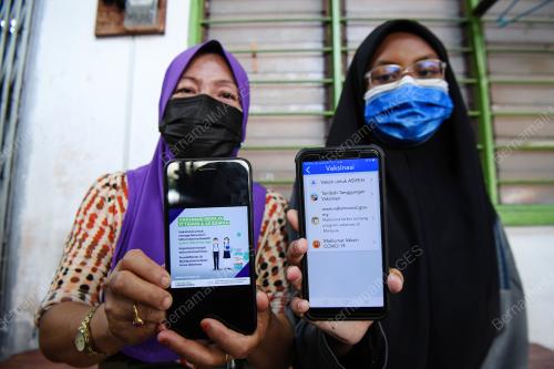 REMAJA 12 HINGGA 17 TAHUN BOLEH MENDAFTAR VAKSIN COVID-19