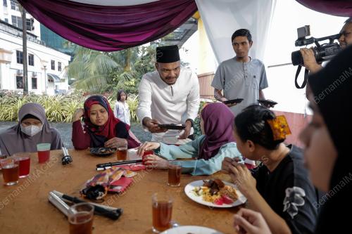 MOHD SAFEE SALI