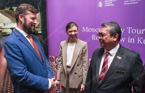 MOSCOW ROADSHOW