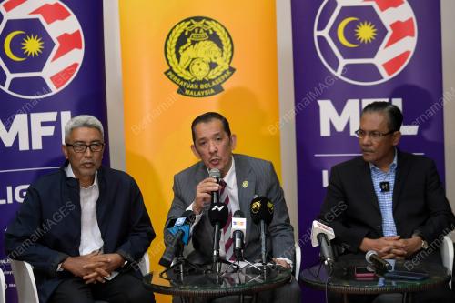 SIDANG MEDIA PERSATUAN BOLA SEPAK NEGERI DAN KELAB BOLA SEPAK