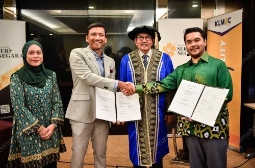 TAN SRI MAZLAN LAZIM