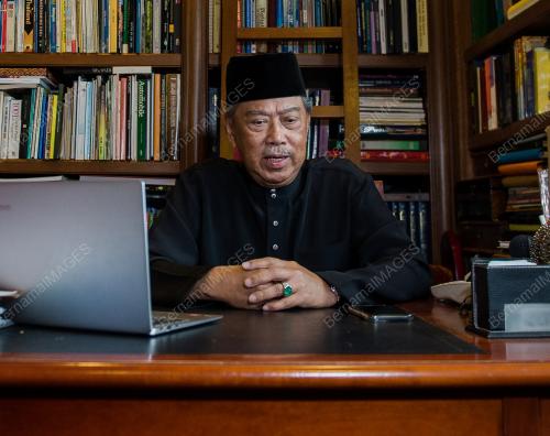 TAN SRI MUHYIDDIN YASSIN