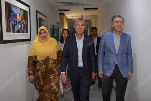 TENGKU DATUK SERI ZAFRUL ABDUL AZIZ