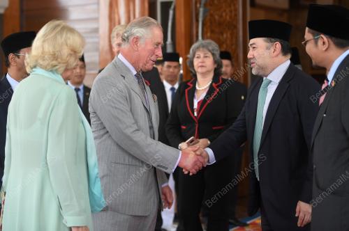 KL58_03112017_AGONG_BN201711010124