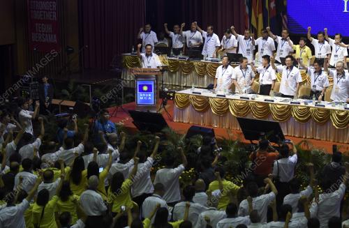 KL58_04112017_PRESIDEN_MCA_BN201710269462