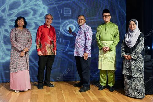 DATUK DR MOHD YUSOF OTHMAN