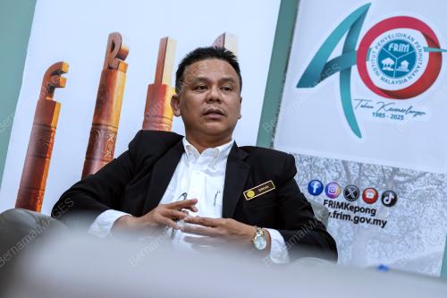 DATUK DR ISMAIL PARLAN