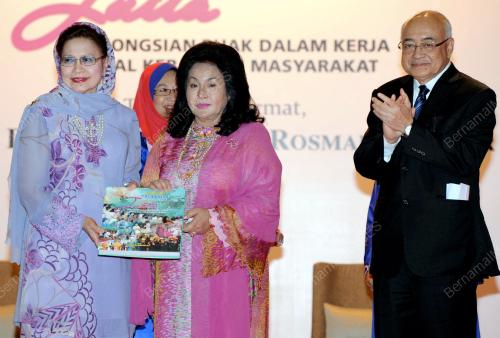 KL58_08112012_JUITA