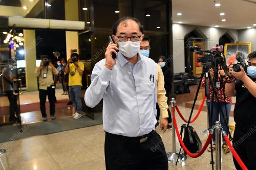 DATUK MAH HANG SOON