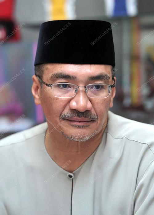 DATUK SERI HISHAMMUDDIN TUN HUSSIEN