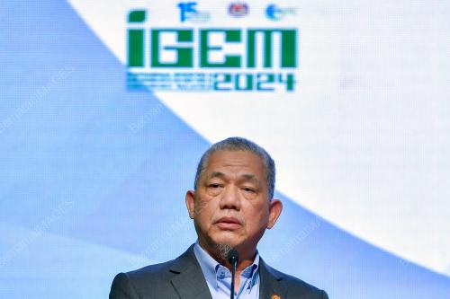 DATUK SERI FADILLAH YUSOF