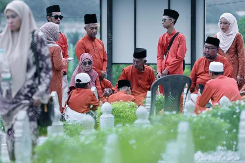 ZIARAH KUBUR
