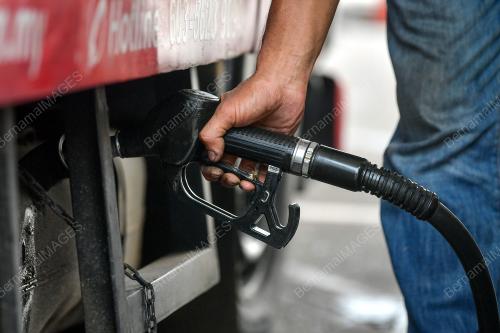 HARGA MINYAK DIESEL NAIK