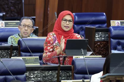 DATUK SERI NORAINI AHMAD