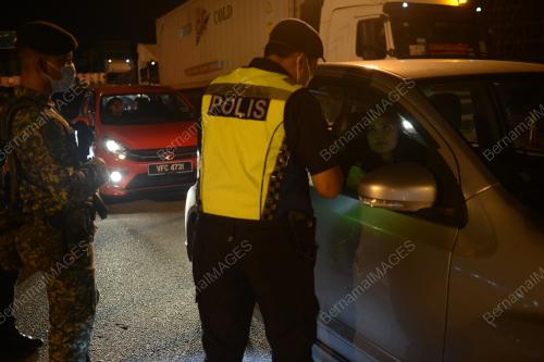 SEKATAN JALAN RAYA PERINTAH KAWALAN PERGERAKAN (PKP)
