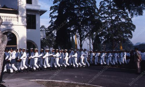 HARI KEPUTERAAN AGONG