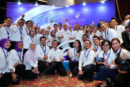 DATUK SERI ISMAIL SABRI YAAKOB