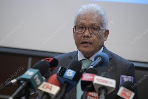DATUK SERI HAMZAH ZAINUDIN 