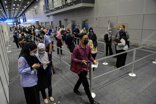 KARNIVAL KERJAYA JAMIN KERJA 2022